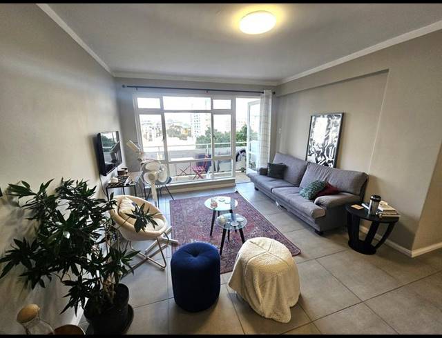 2 BEDROOM APARTMENT FOR SALE IN SEA POINT